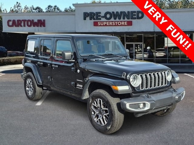 2024 Jeep Wrangler 4-Door Sahara's photo