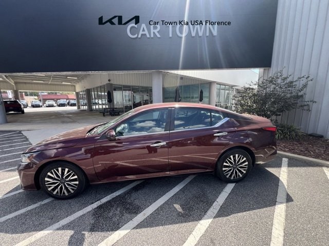 2023 Nissan Altima SV