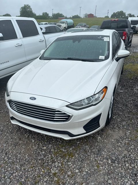 2020 Ford Fusion SE's photo