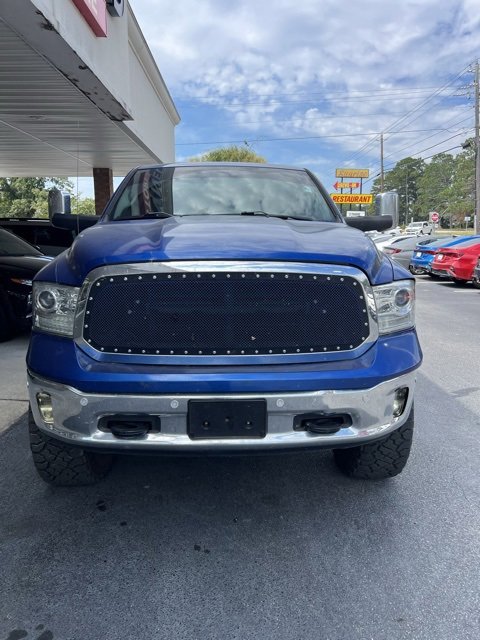 2017 Ram 1500 Laramie photo 4