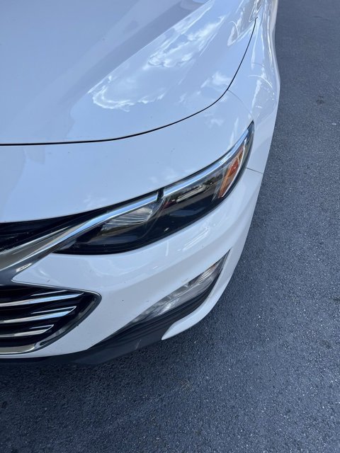 2024 Chevrolet Malibu 1LT photo 2