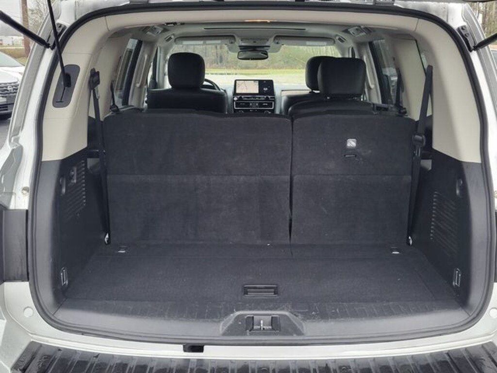 Used 2024 Nissan Armada SL SUV