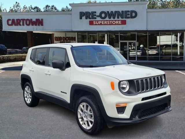 2023 Jeep Renegade Latitude's photo