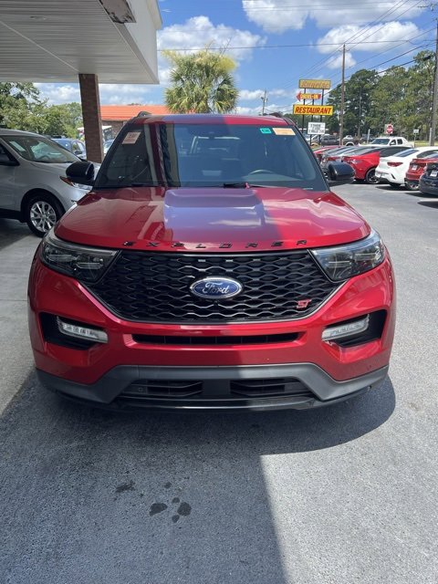 2021 Ford Explorer ST photo 3
