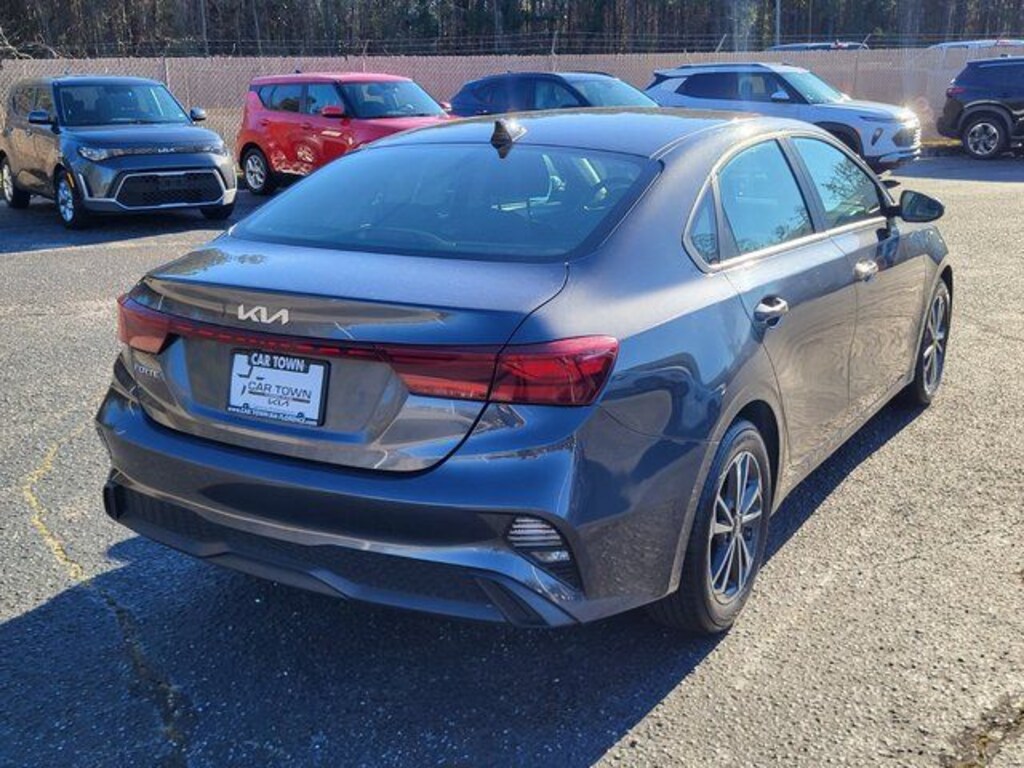 Used 2024 Kia Forte LXS Sedan