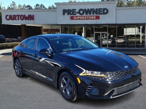 2021 Kia K5 LX's photo