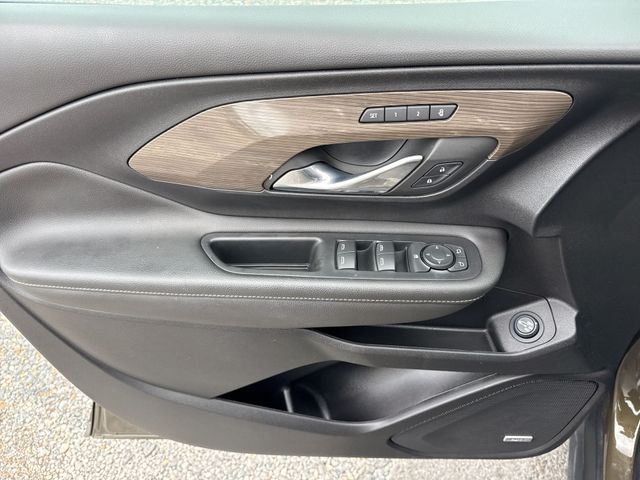 2023 GMC Terrain Denali - Photo 13