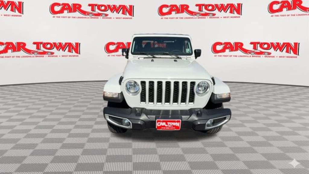 Used 2023 Jeep Gladiator Overland Truck Crew Cab