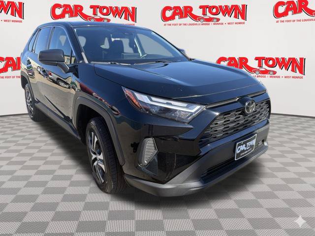Used 2023 Toyota RAV4 LE SUV