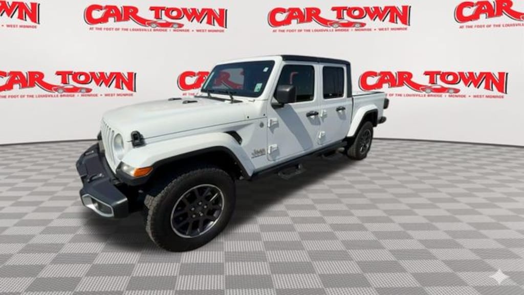 Used 2023 Jeep Gladiator Overland Truck Crew Cab