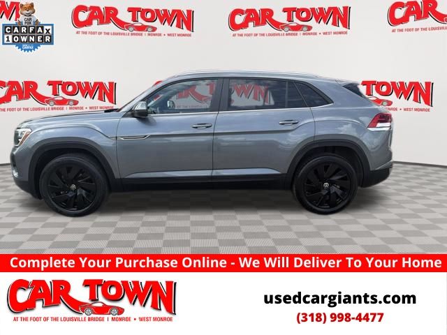 2024 Volkswagen Atlas Cross Sport 2.0T SE w/Tech's photo