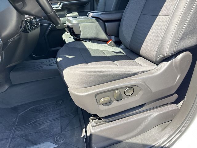 2024 Chevrolet Silverado 1500 LT - Photo 12