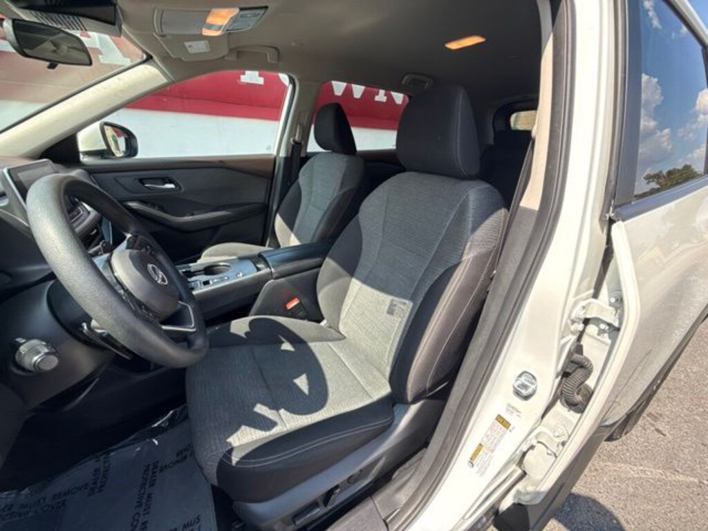 Used 2023 Nissan Rogue SV SUV