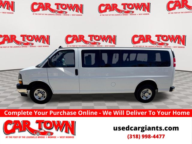 2021 Chevrolet Express 3500 LT Extended's photo