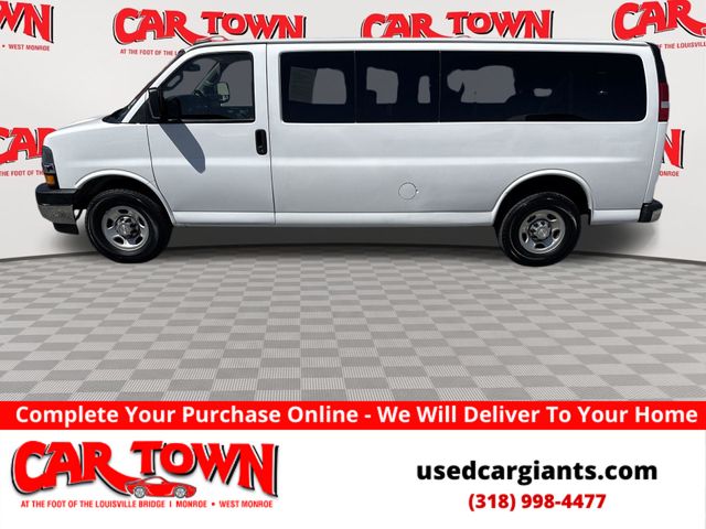 2021 Chevrolet Express 3500 LT Extended's photo