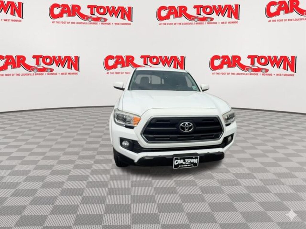 Used 2017 Toyota Tacoma SR5 V6 Truck Access Cab