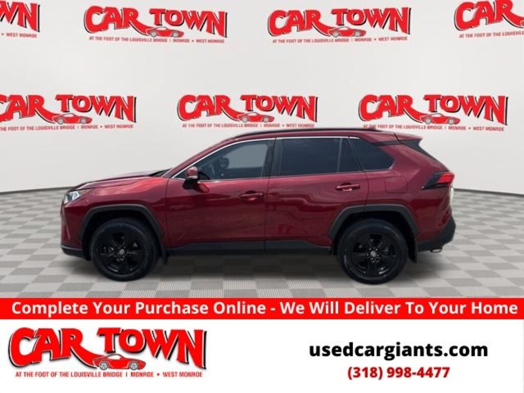Used 2021 Toyota RAV4 XLE SUV