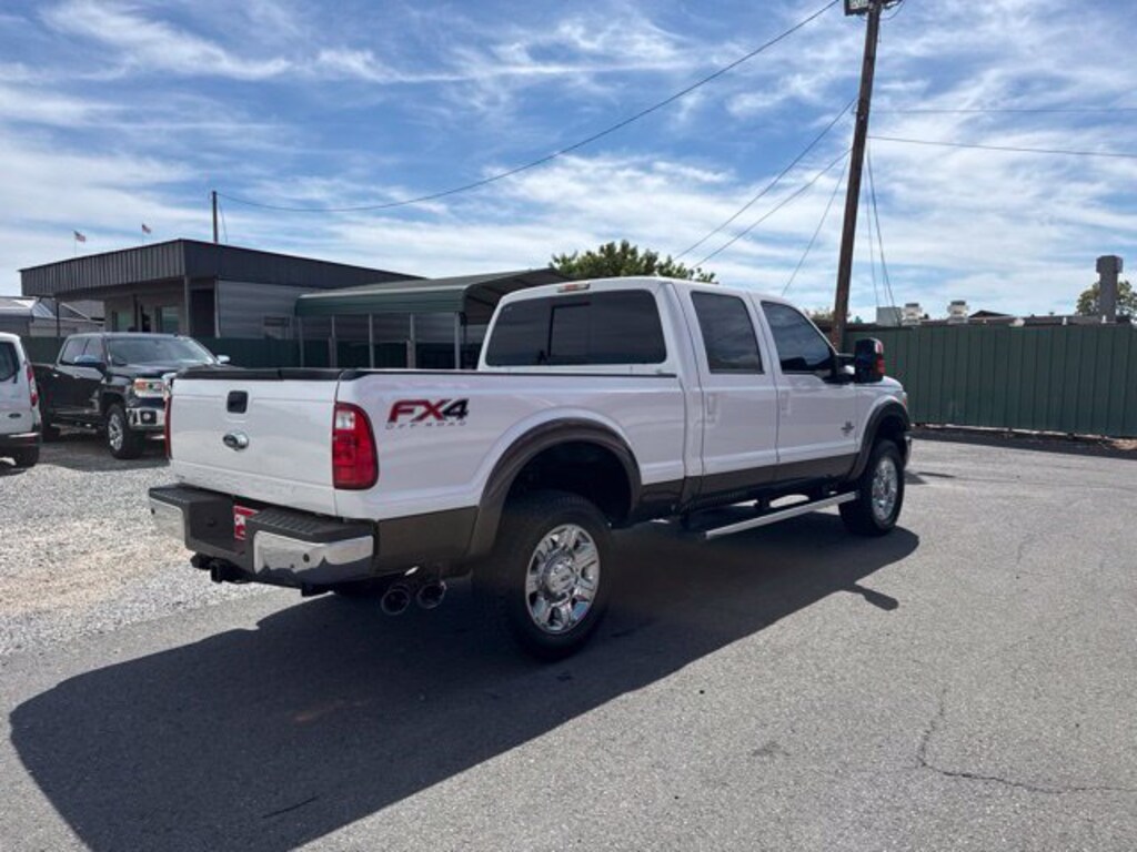 Used 2016 Ford F-350 Lariat Truck Crew Cab
