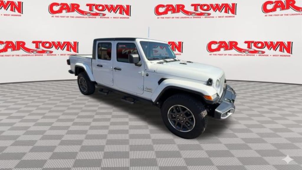 Used 2023 Jeep Gladiator Overland Truck Crew Cab