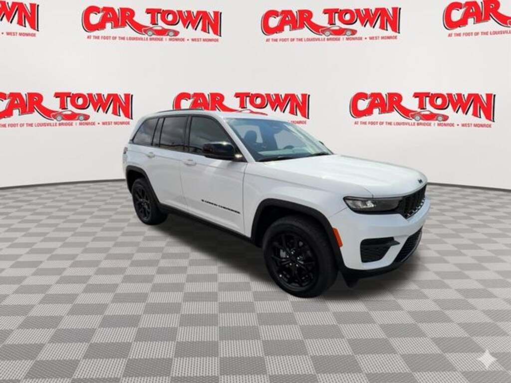 Used 2025 Jeep Grand Cherokee Laredo SUV