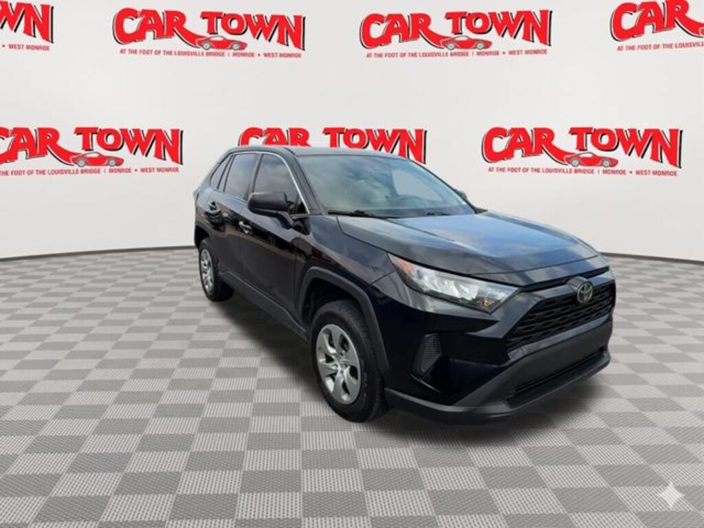 Used 2022 Toyota RAV4 LE SUV