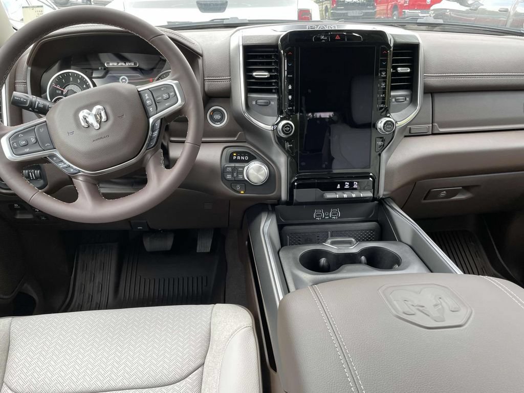 2026 RAM 1500 Laramie - Photo 10