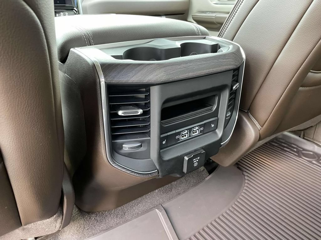 2026 RAM 1500 Laramie - Photo 9