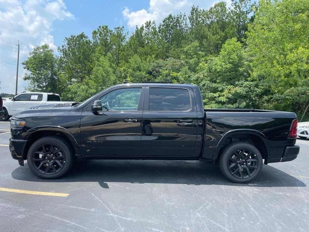 2025 RAM 1500 Laramie - Photo 6
