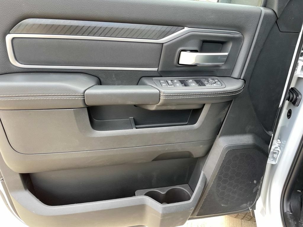2026 RAM 2500 Big Horn - Photo 12