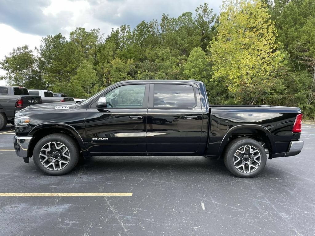 2026 RAM 1500 Laramie - Photo 6