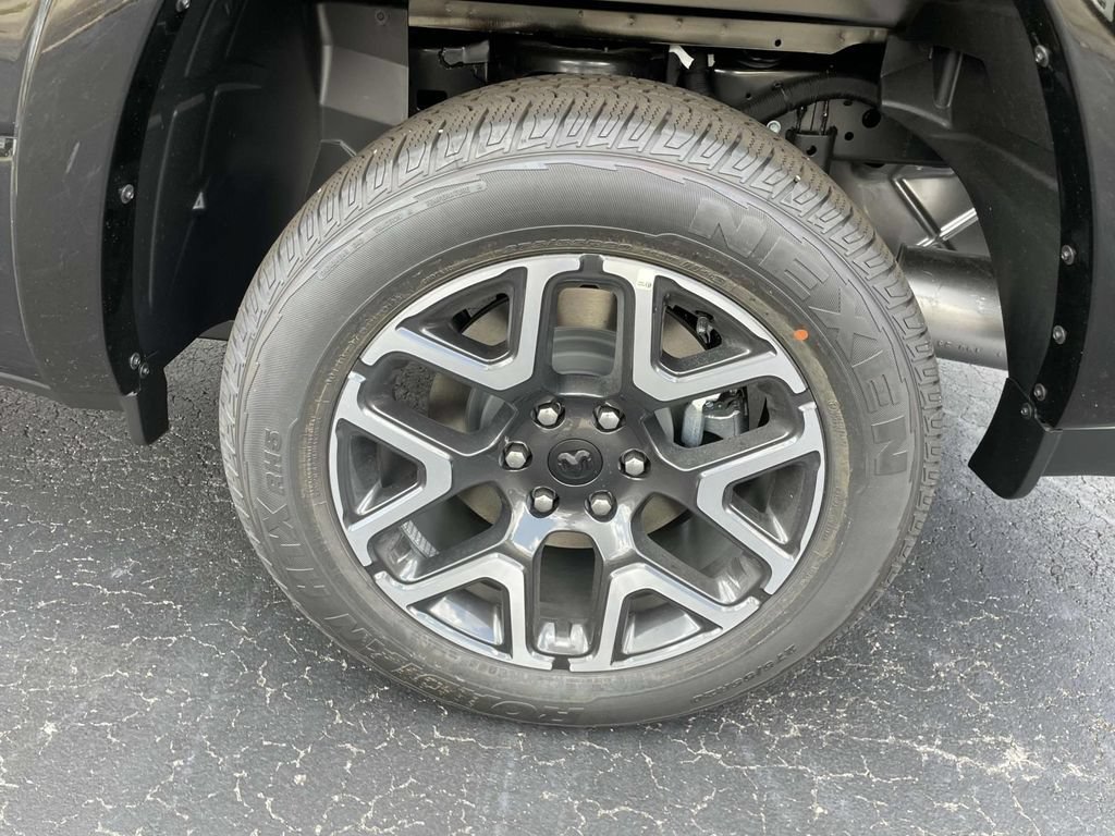 2026 RAM 1500 Laramie - Photo 7