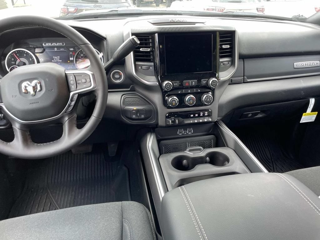 2026 RAM 2500 Big Horn - Photo 10