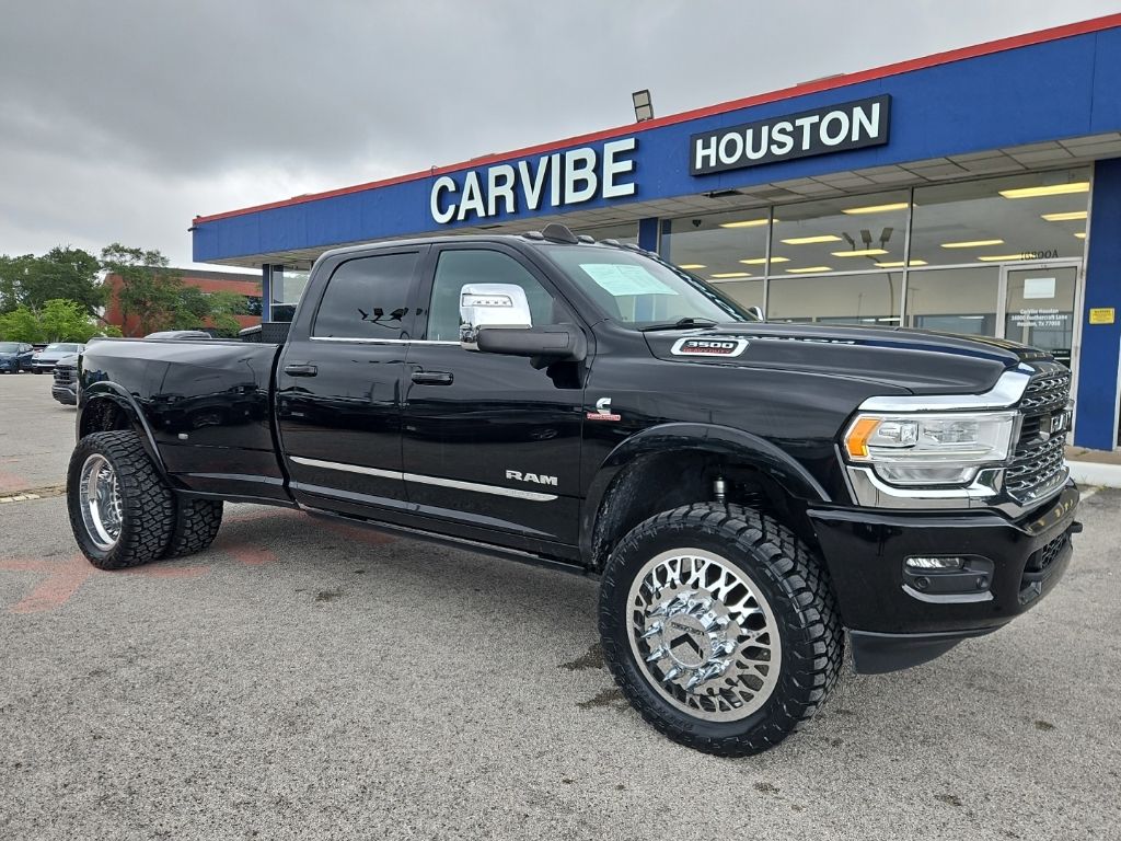 2024 RAM 3500 Limited 4X4 Crew Cab LWB's photo