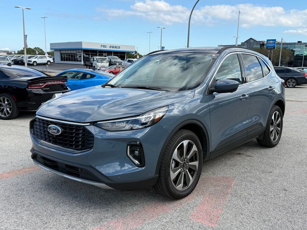 Used 2023 Ford Escape Platinum SUV