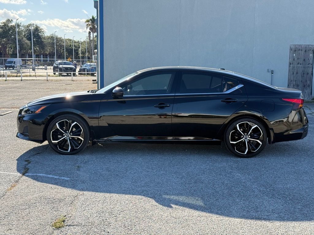 Used 2024 Nissan Altima 2.5 SR Sedan