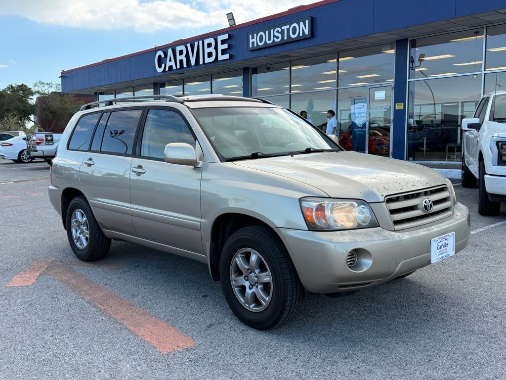 Used 2005 Toyota Highlander V6 SUV