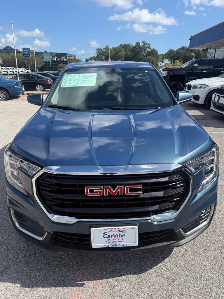 Used 2024 GMC Terrain SLE SUV