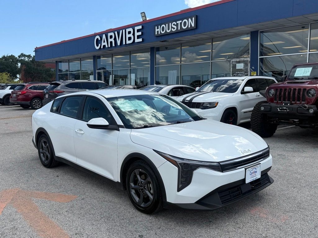 Used 2025 Kia K4 LXS Sedan
