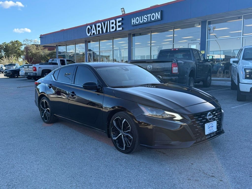 Used 2024 Nissan Altima 2.5 SR Sedan