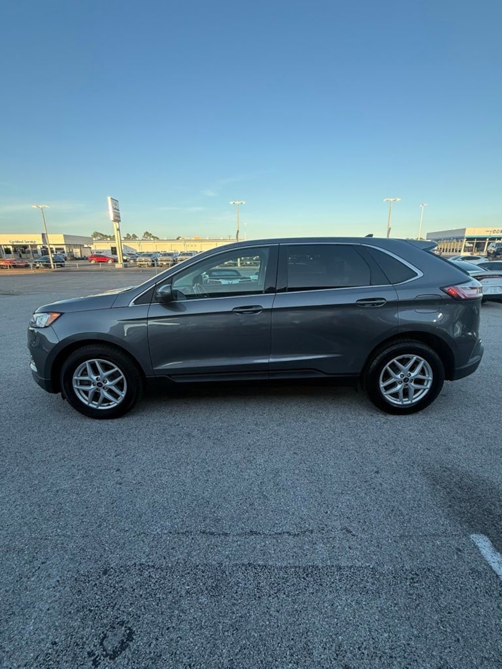 Used 2022 Ford Edge SEL SUV