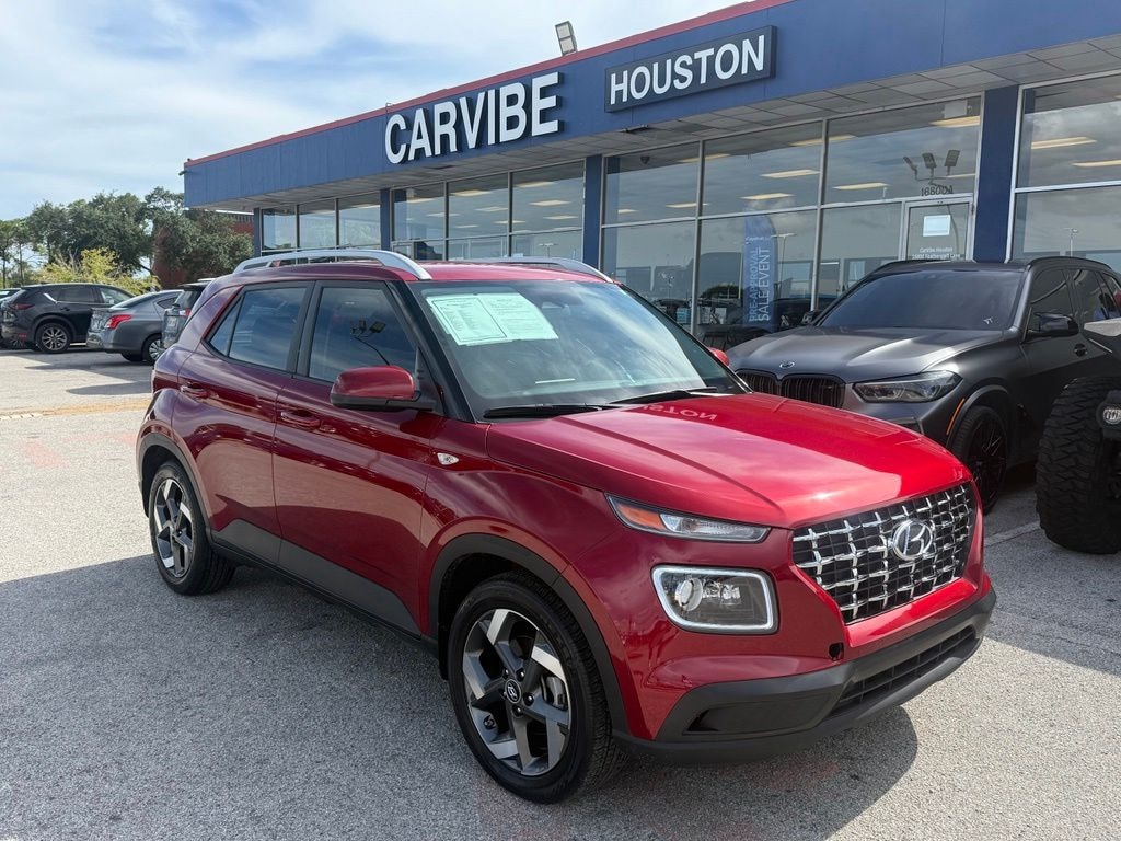 Used 2024 Hyundai Venue Limited SUV