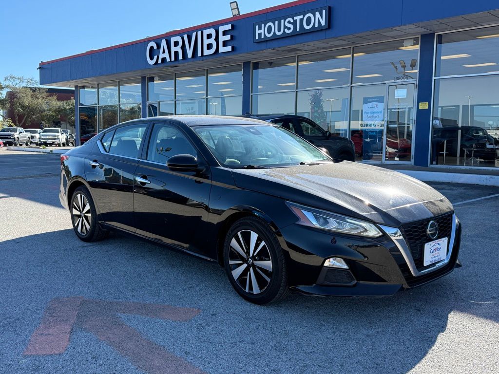 2022 Nissan Altima SV