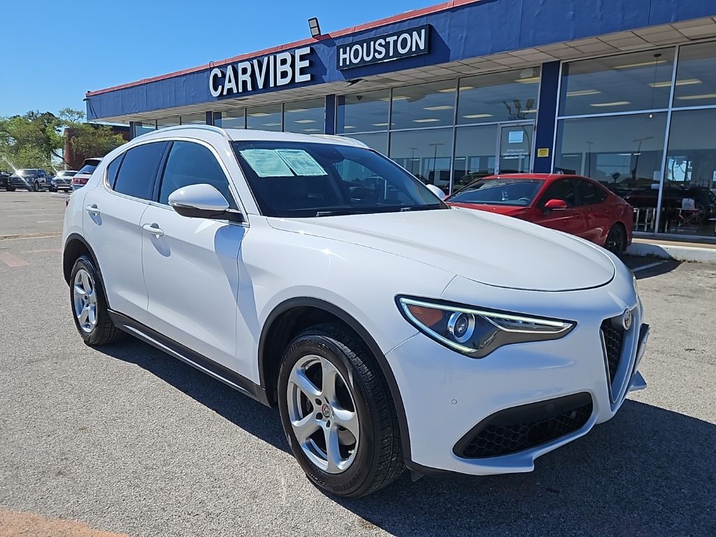 2019 Alfa Romeo Stelvio Base