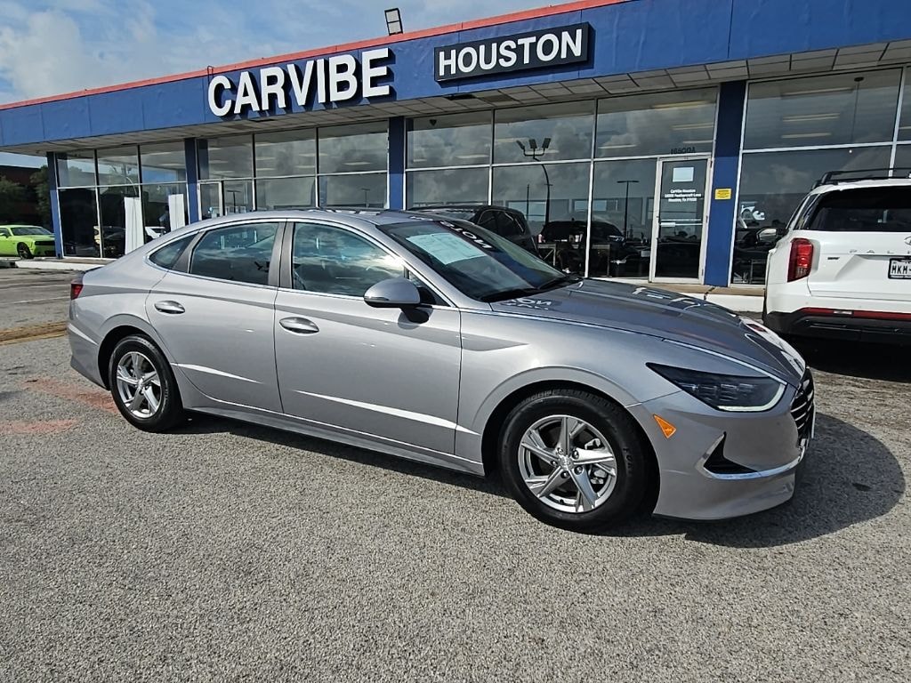 Used 2023 Hyundai Sonata SE Sedan