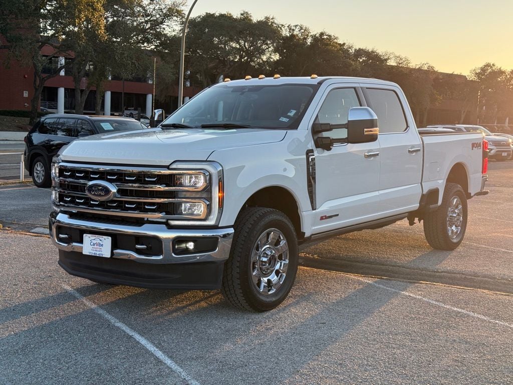 Used 2024 Ford F-350SD Lariat Truck