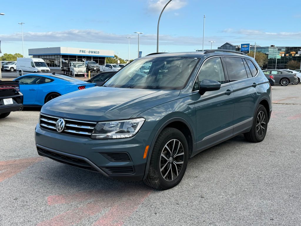 2021 Volkswagen Tiguan SE photo 2