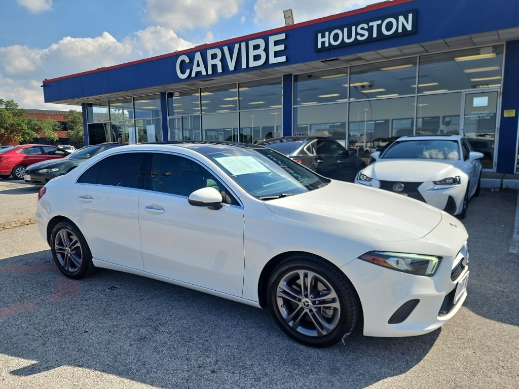 2020 Mercedes-Benz A-Class A220 4MATIC's photo