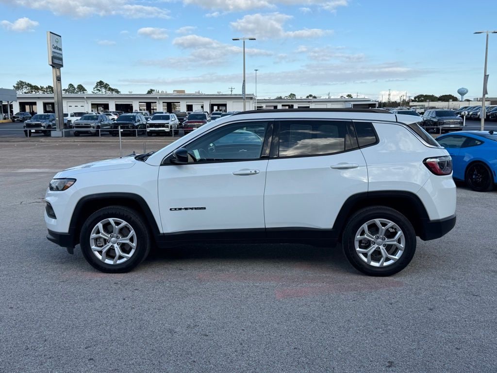 Used 2024 Jeep Compass Latitude SUV