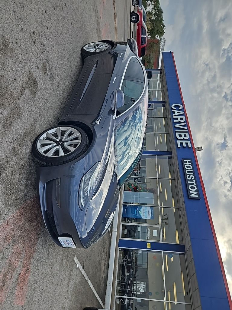 2018 Tesla Model 3 Long Range's photo