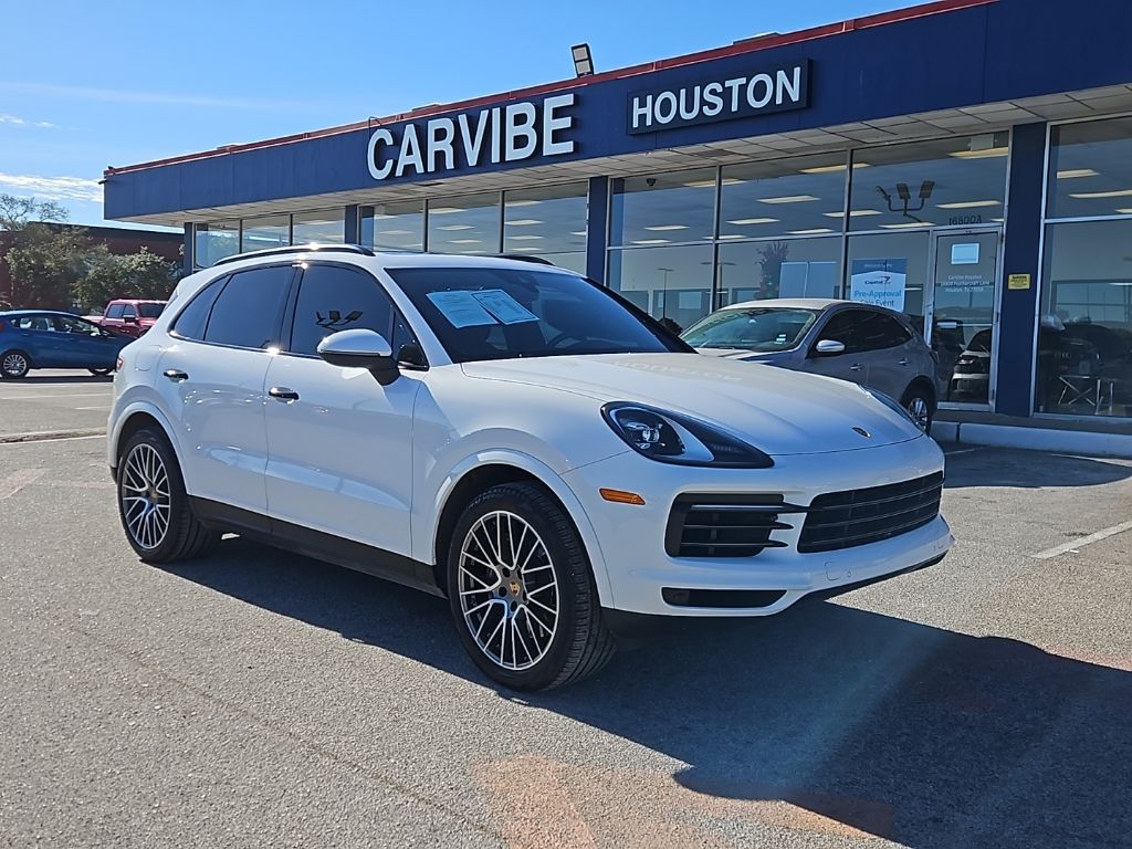 2023 Porsche Cayenne Base's photo